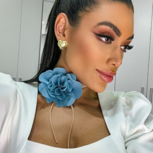 CHOKER FLOR AZUL