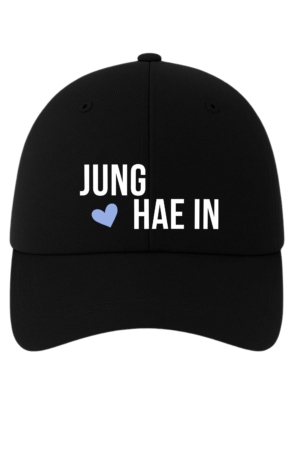 BONÉ BORDADO JUNG HAE IN - OPÇÃO 82 - 5 DIAS ÚTEIS PARA ENVIO