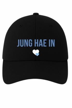BONÉ BORDADO JUNG HAE IN - OPÇÃO 142 - 5 DIAS ÚTEIS PARA ENVIO