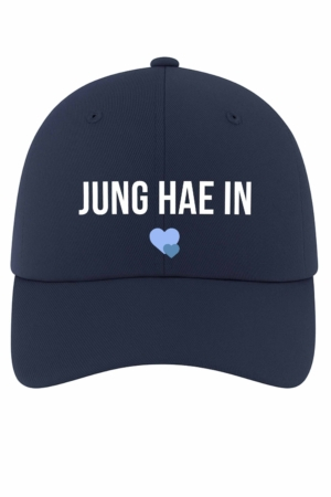 BONÉ BORDADO JUNG HAE IN - OPÇÃO 148 - 5 DIAS ÚTEIS PARA ENVIO
