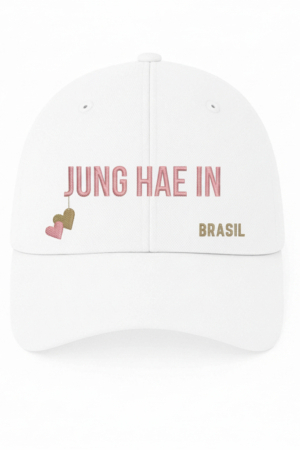 BONÉ BORDADO JUNG HAE IN - OPÇÃO 8 - 5 DIAS ÚTEIS PARA ENVIO