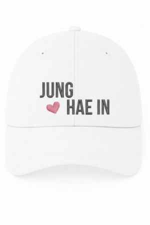 BONÉ BORDADO JUNG HAE IN - OPÇÃO 20 - 5 DIAS ÚTEIS PARA ENVIO