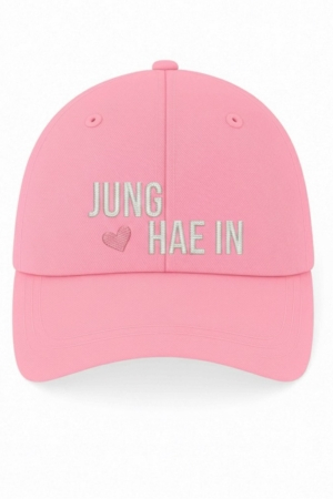 BONÉ BORDADO JUNG HAE IN - OPÇÃO 68 - 5 DIAS ÚTEIS PARA ENVIO