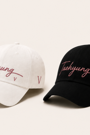 BONÉ BORDADO TAEHYUNG - OPÇÃO 14 - PRODUÇÃO PREMIUM SOB ENCOMENDA E LIMITADA